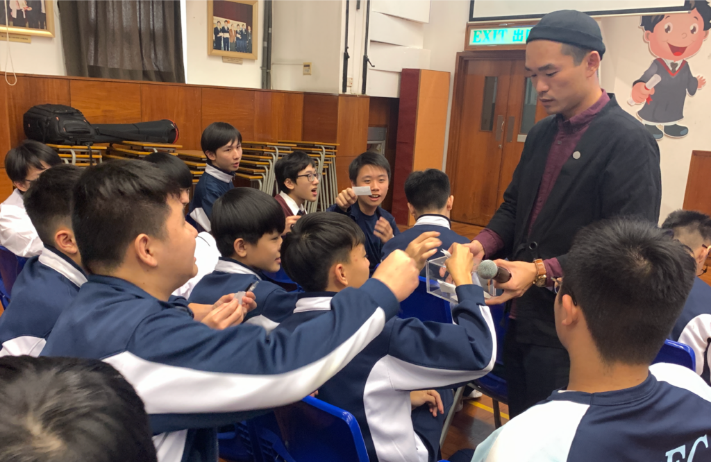 「佛都有火」與「悲從中來」